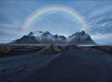 深圳球迷在王哲林罚球时大喊“沪上阿姨”，后者被干扰后不中